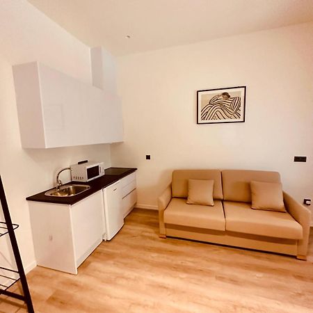 Apartamentos Sunsets Malaga Centro ภายนอก รูปภาพ